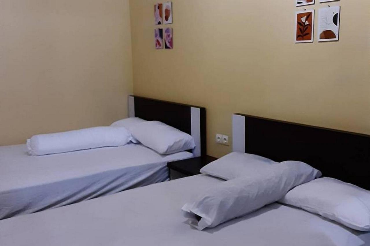 Guest House Syariah Lp3B Brebes Redpartner Eksteriør bilde